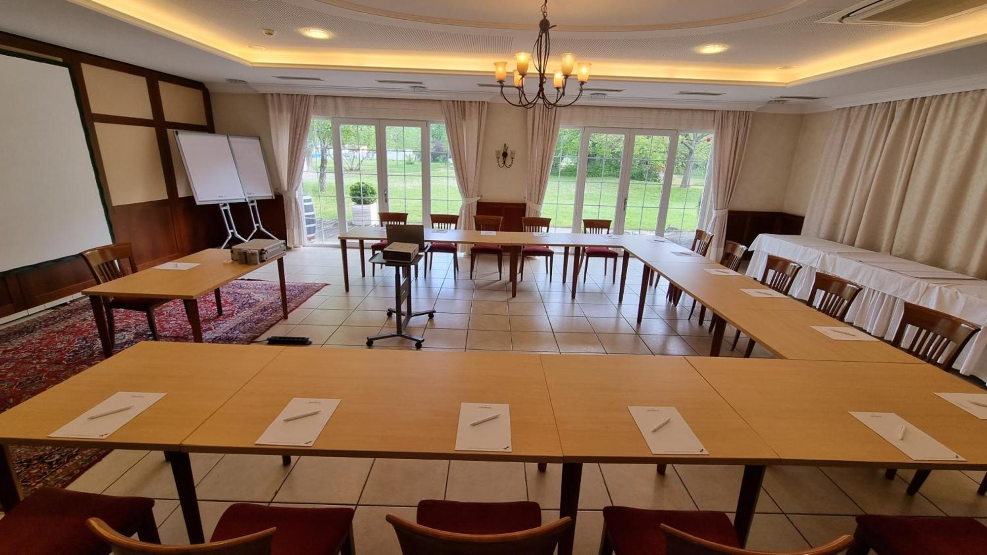 Birkenhof Gols - B & B - Wohlfuehl Hotel Mit Wochenend-Restaurant 外观 照片