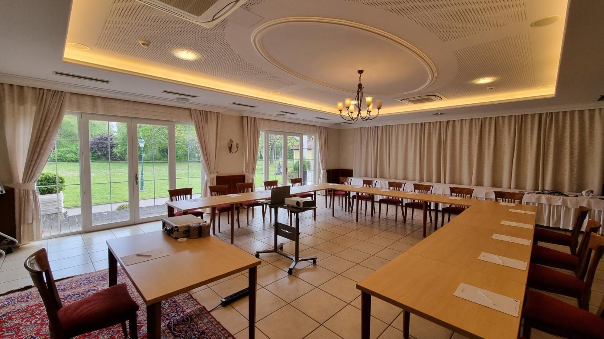 Birkenhof Gols - B & B - Wohlfuehl Hotel Mit Wochenend-Restaurant 外观 照片