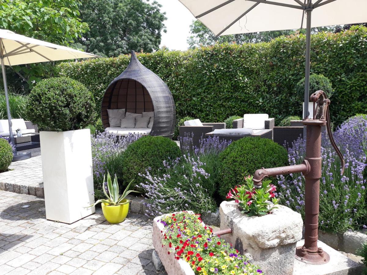 Birkenhof Gols - B & B - Wohlfuehl Hotel Mit Wochenend-Restaurant 外观 照片